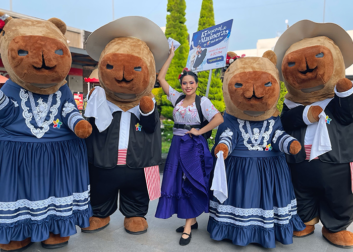 TOMA DE FOTOS CON CAPIBARAS DE MARINERA
